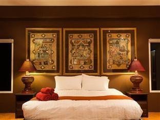 Decorated double bedroom at Soulmates Retreat